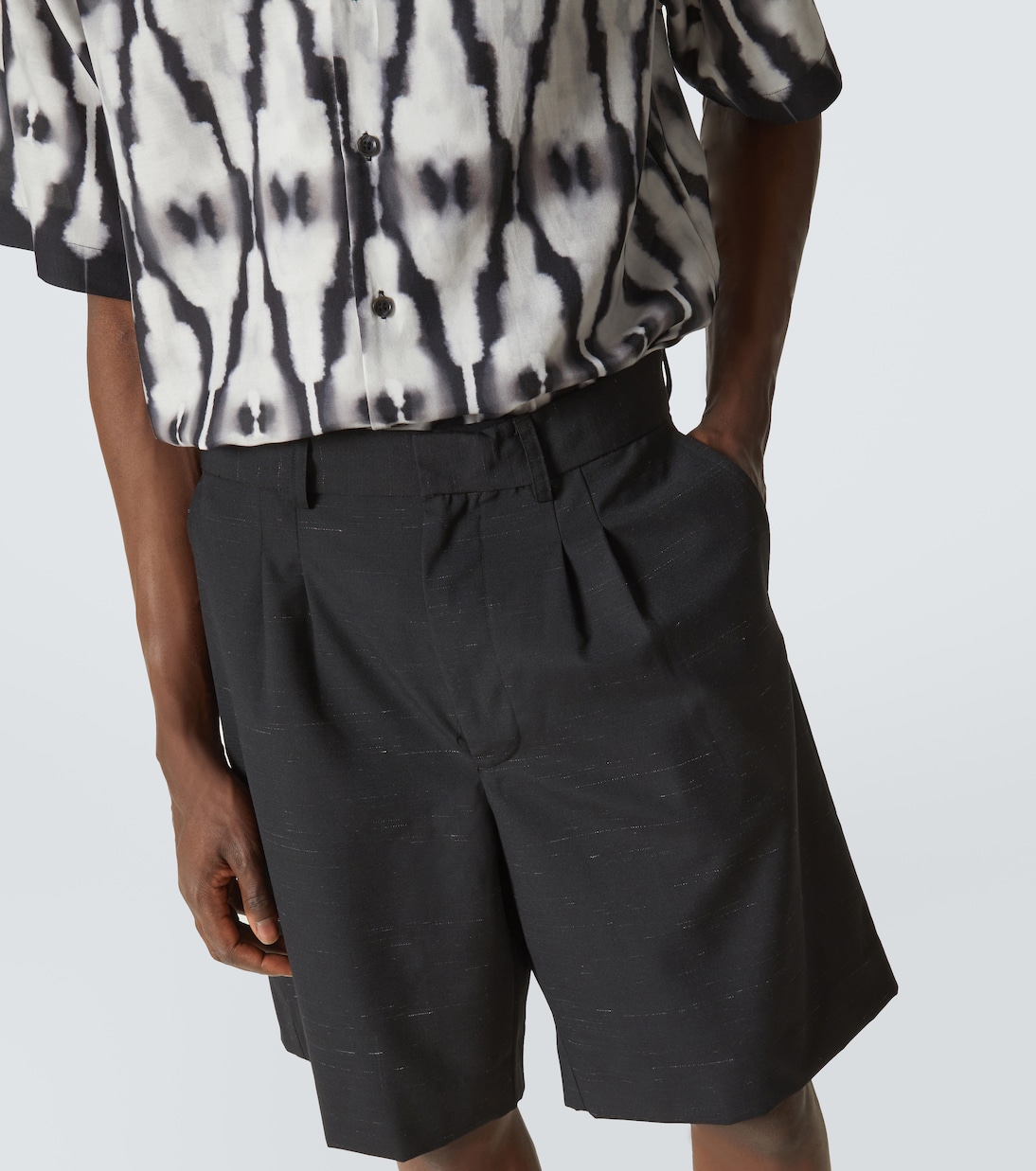 Heathered cotton and wool shorts | Commas