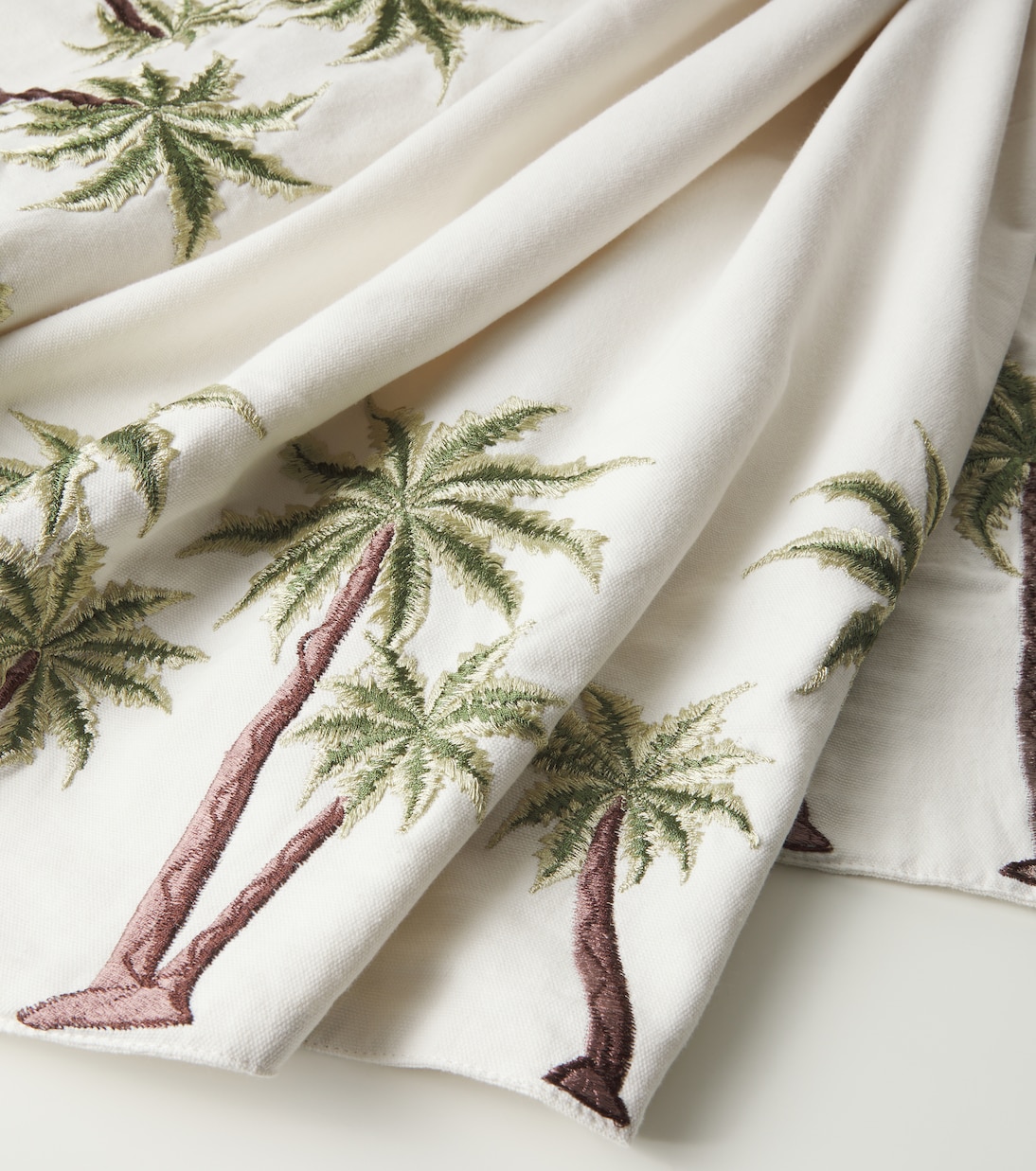 Embroidered cotton tablecloth | Les-Ottomans