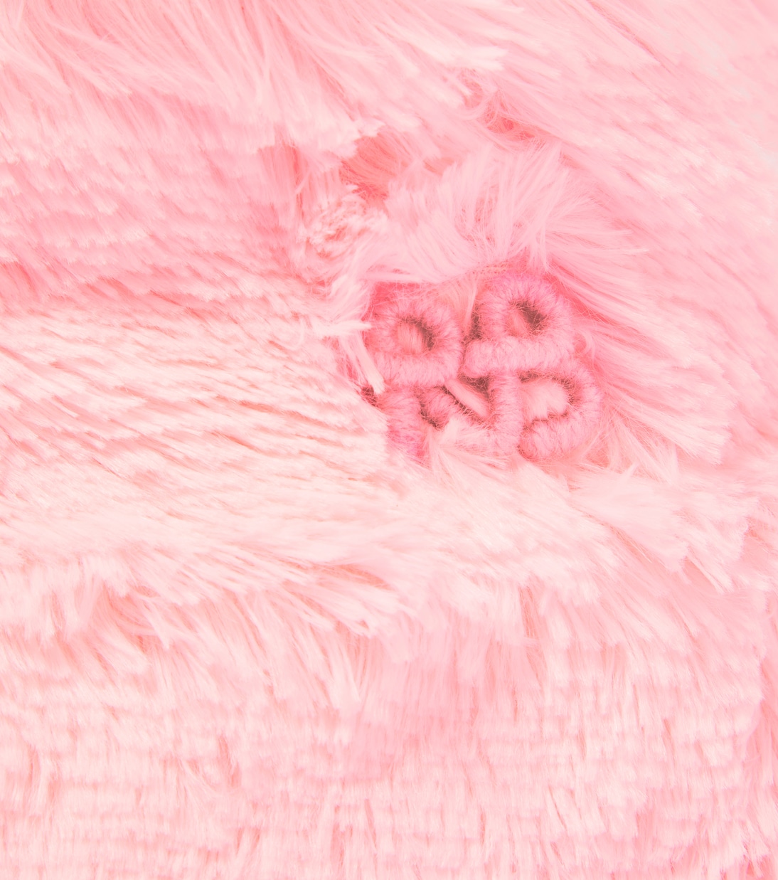 Hut aus Faux Fur | Ruslan Baginskiy