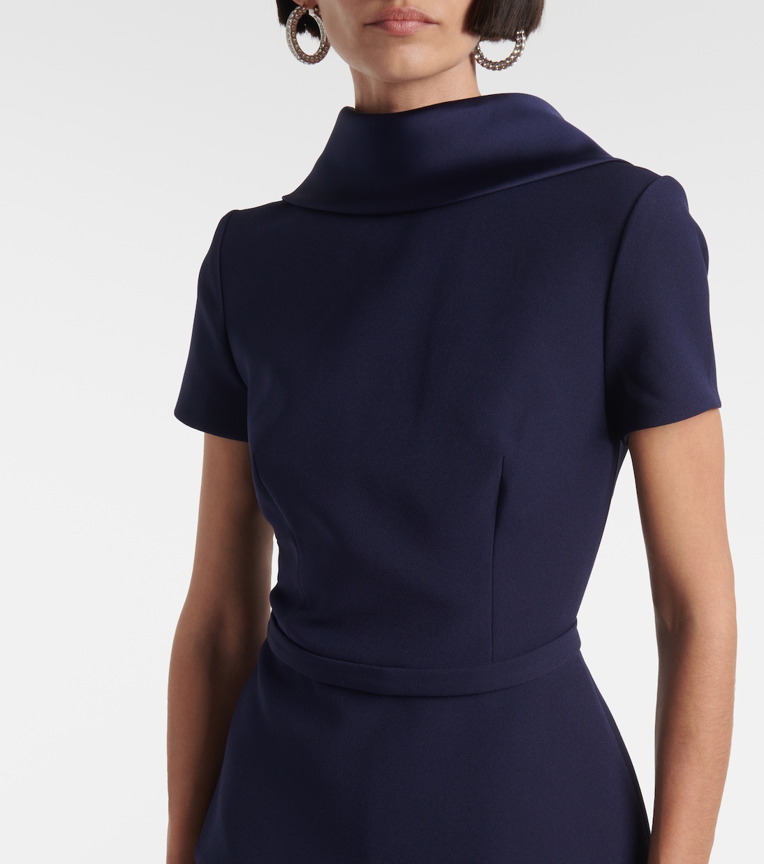 Midikleid aus Crêpe mit Satin | Safiyaa