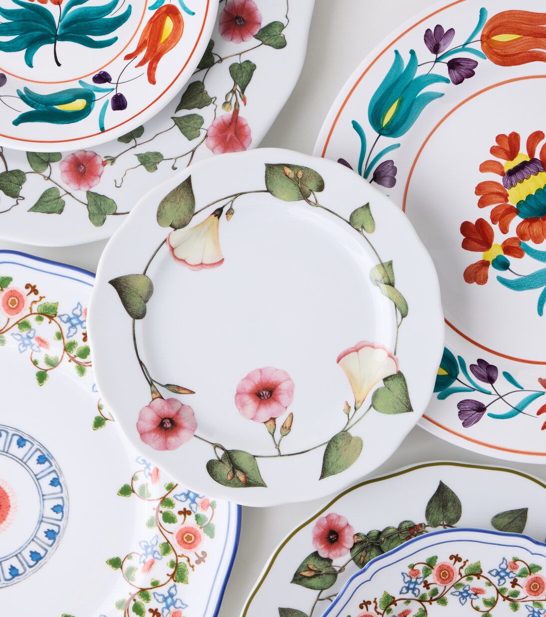 Ciclamino porcelain dessert plate | Cabana