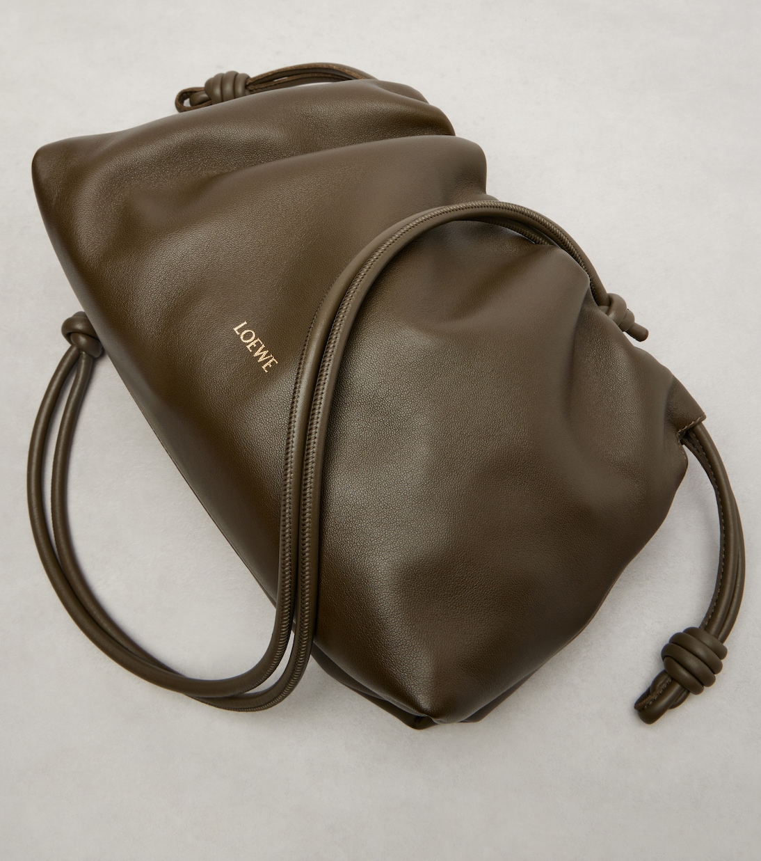 Clutch Flamenco Medium aus Leder | Loewe