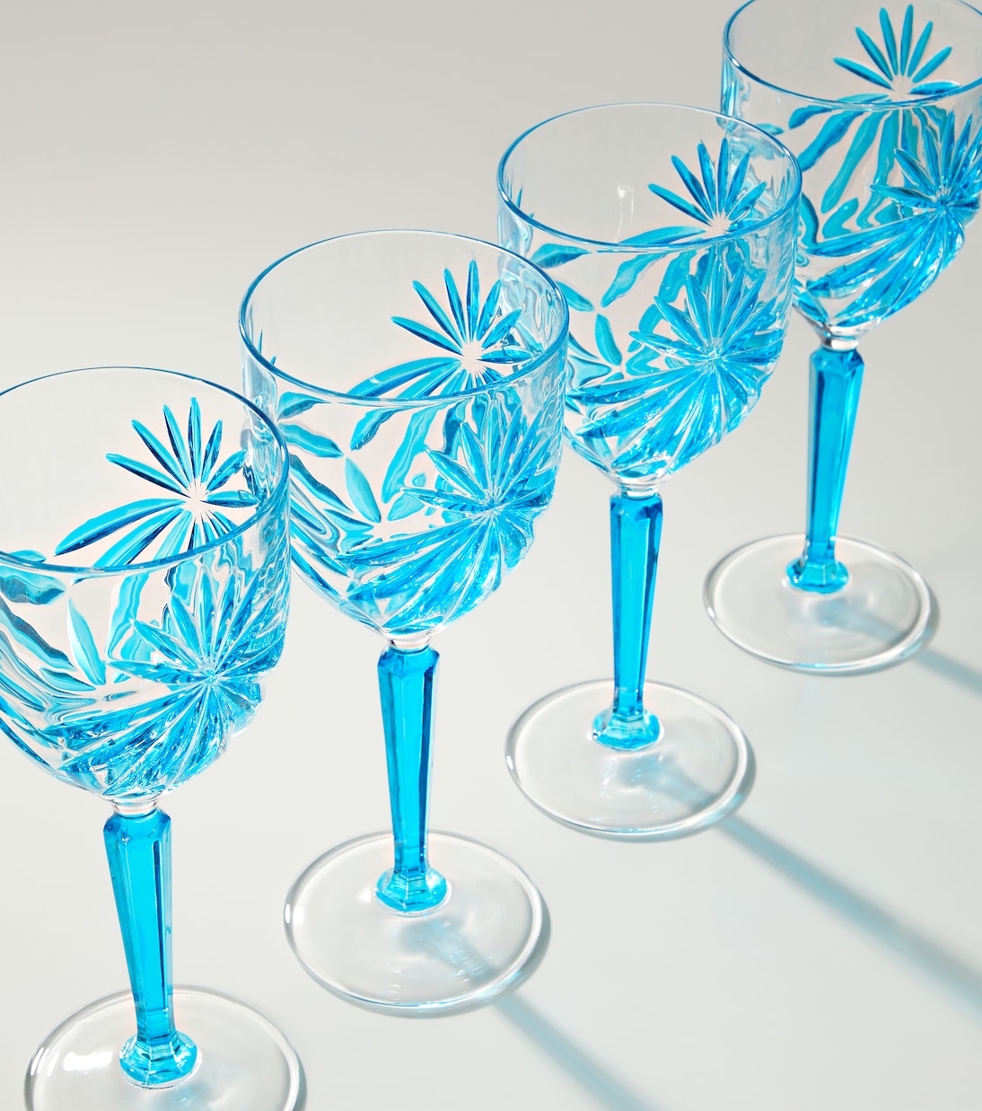 Set of 4 crystal wine glasses | Les-Ottomans