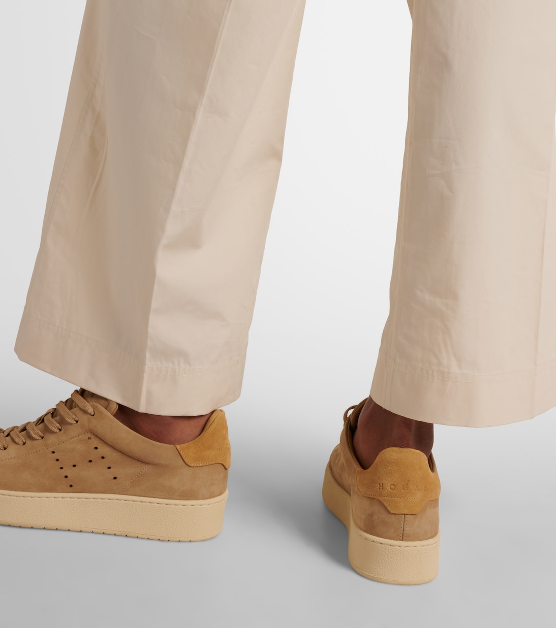 Sneakers H672 aus Veloursleder | Hogan