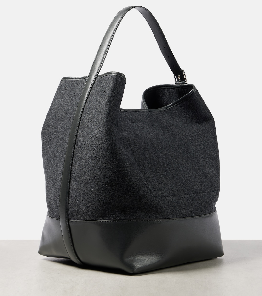 Cabas en laine et cuir | Toteme