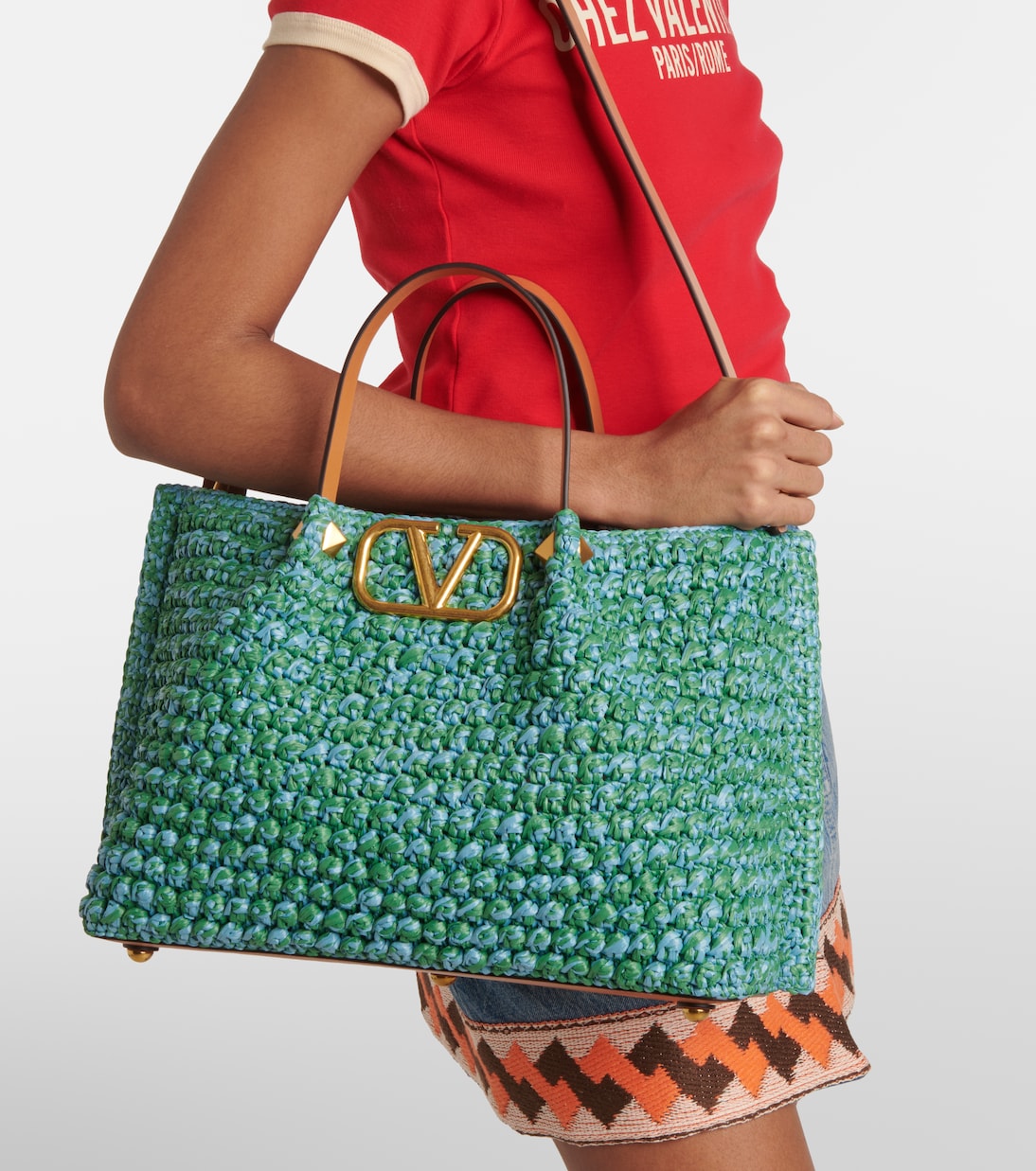 VLogo Medium raffia-effect tote bag | Valentino Garavani