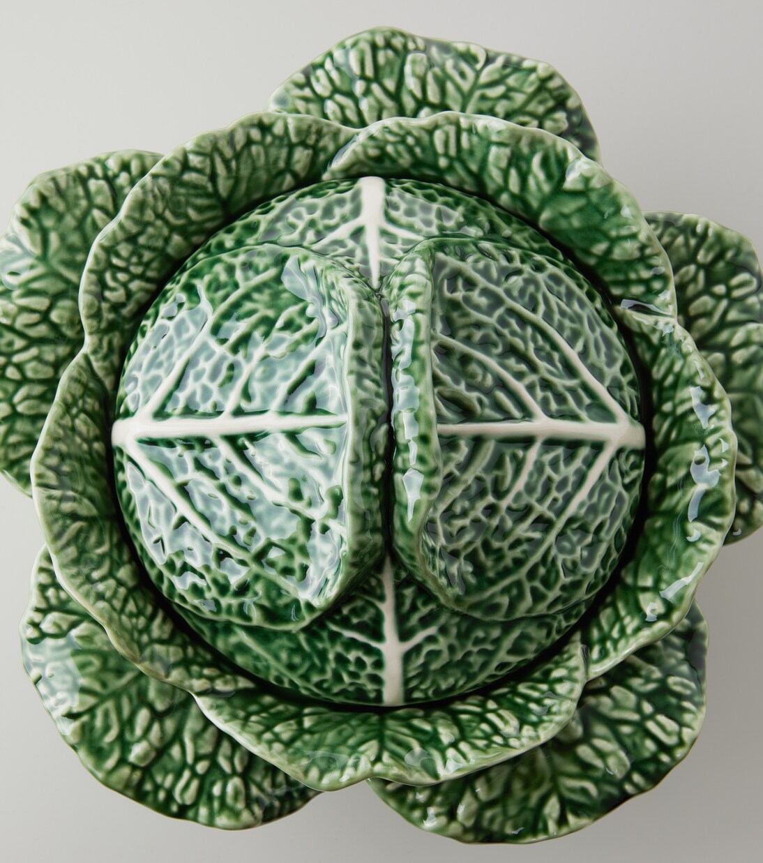 Couve ceramic tureen | Bordallo Pinheiro