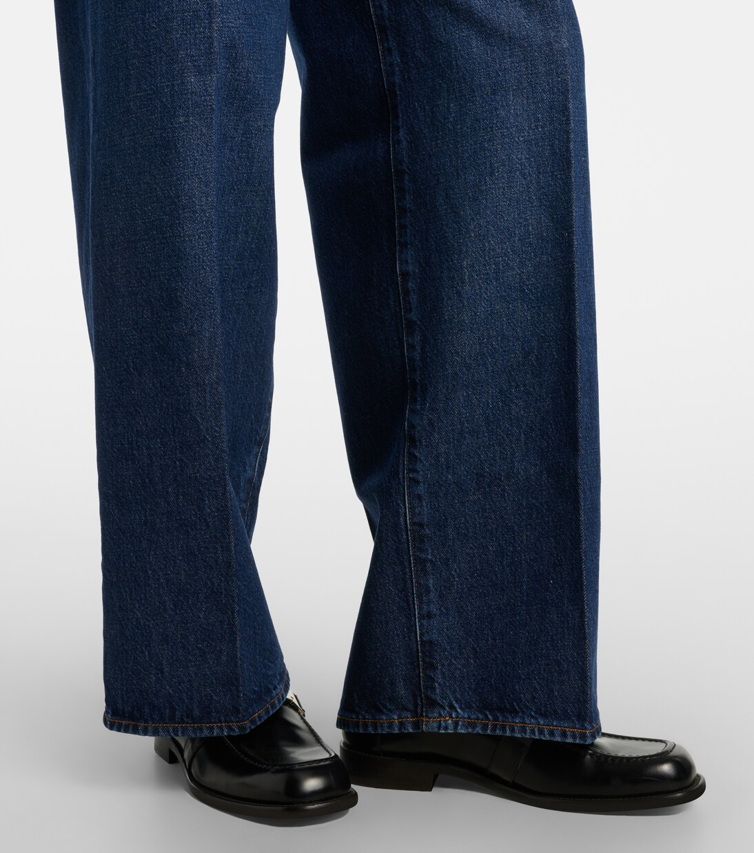 High-Rise Wide-Leg Jeans | Frame