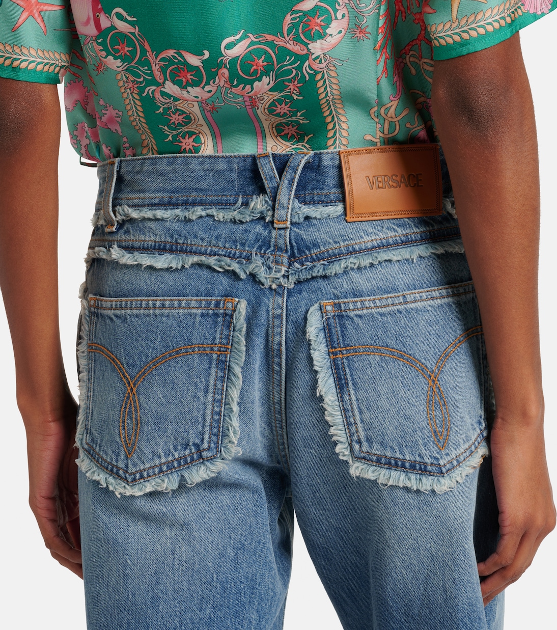 미드라이즈 와이드 진 | Versace