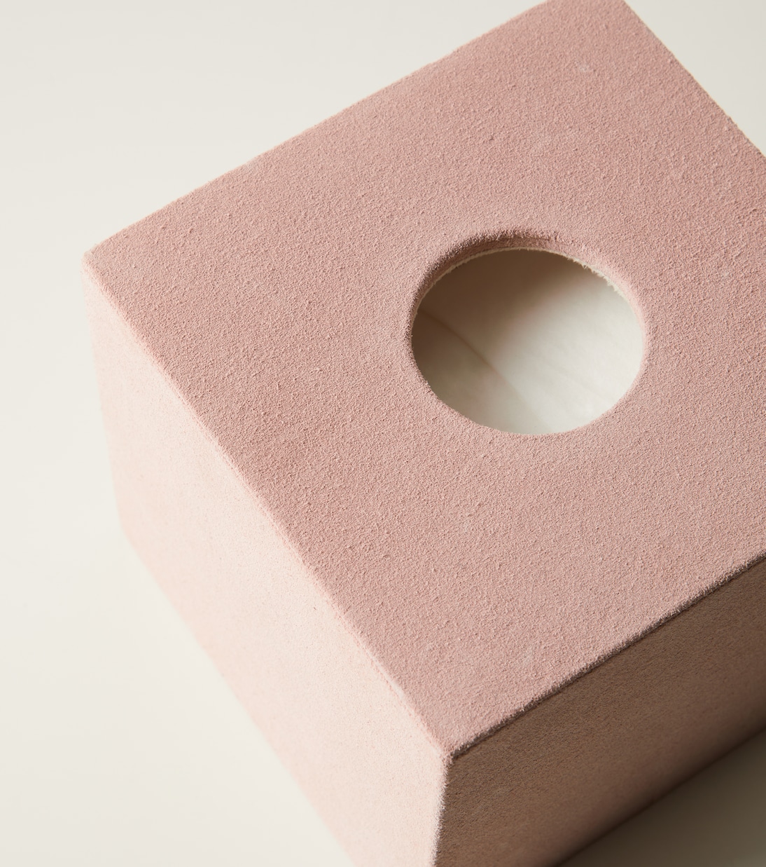 Niez Cube suede and wooden tissue box | Michaël Verheyden