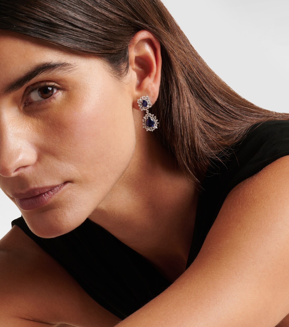18kt white gold drop earrings with diamonds and sapphire | Suzanne Kalan