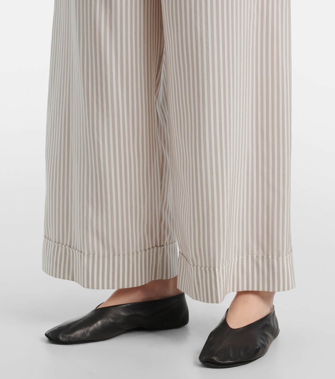 Pantalon ample Yayah rayé en soie | The Row