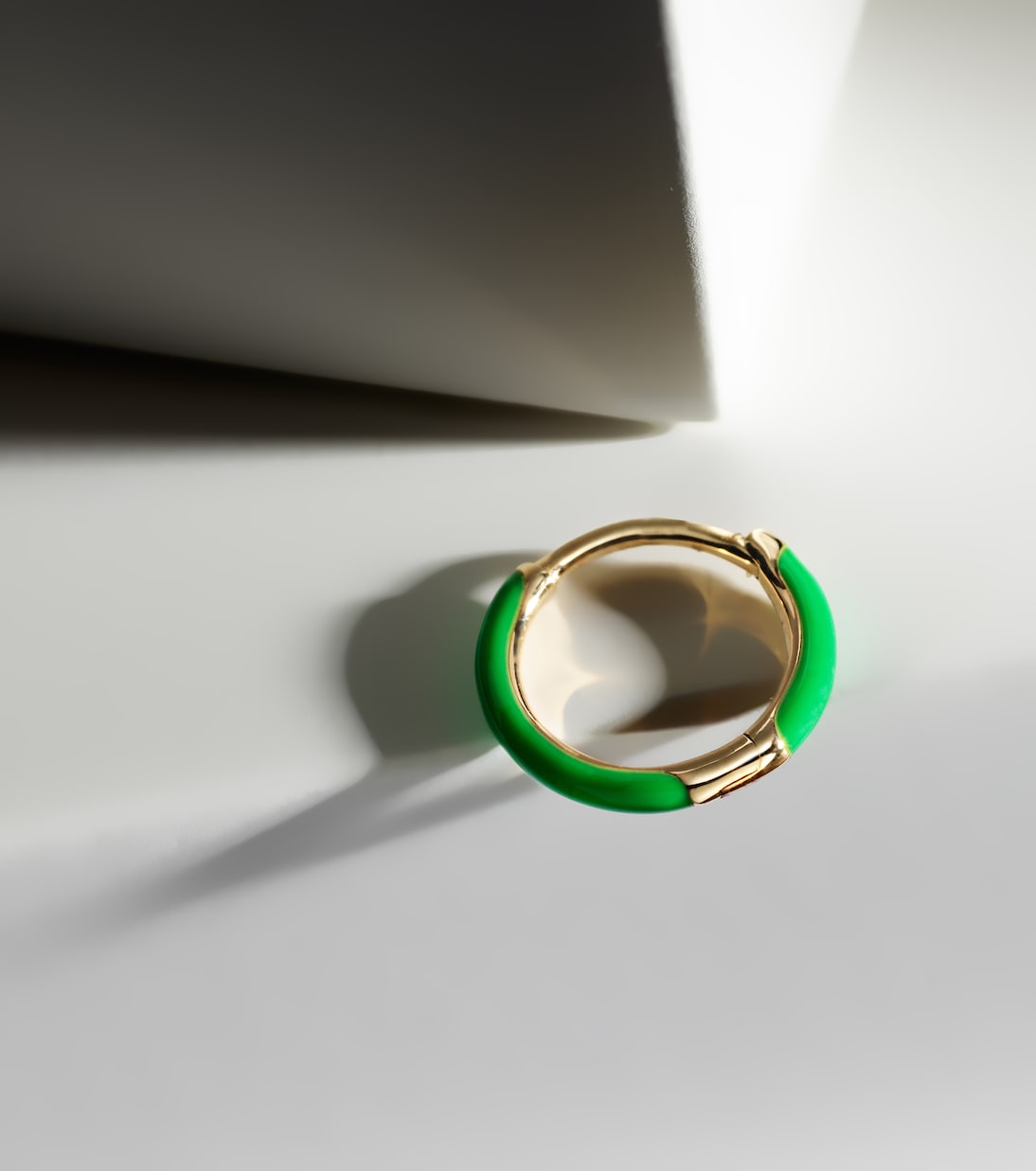 18kt gold single hoop earring | Persée