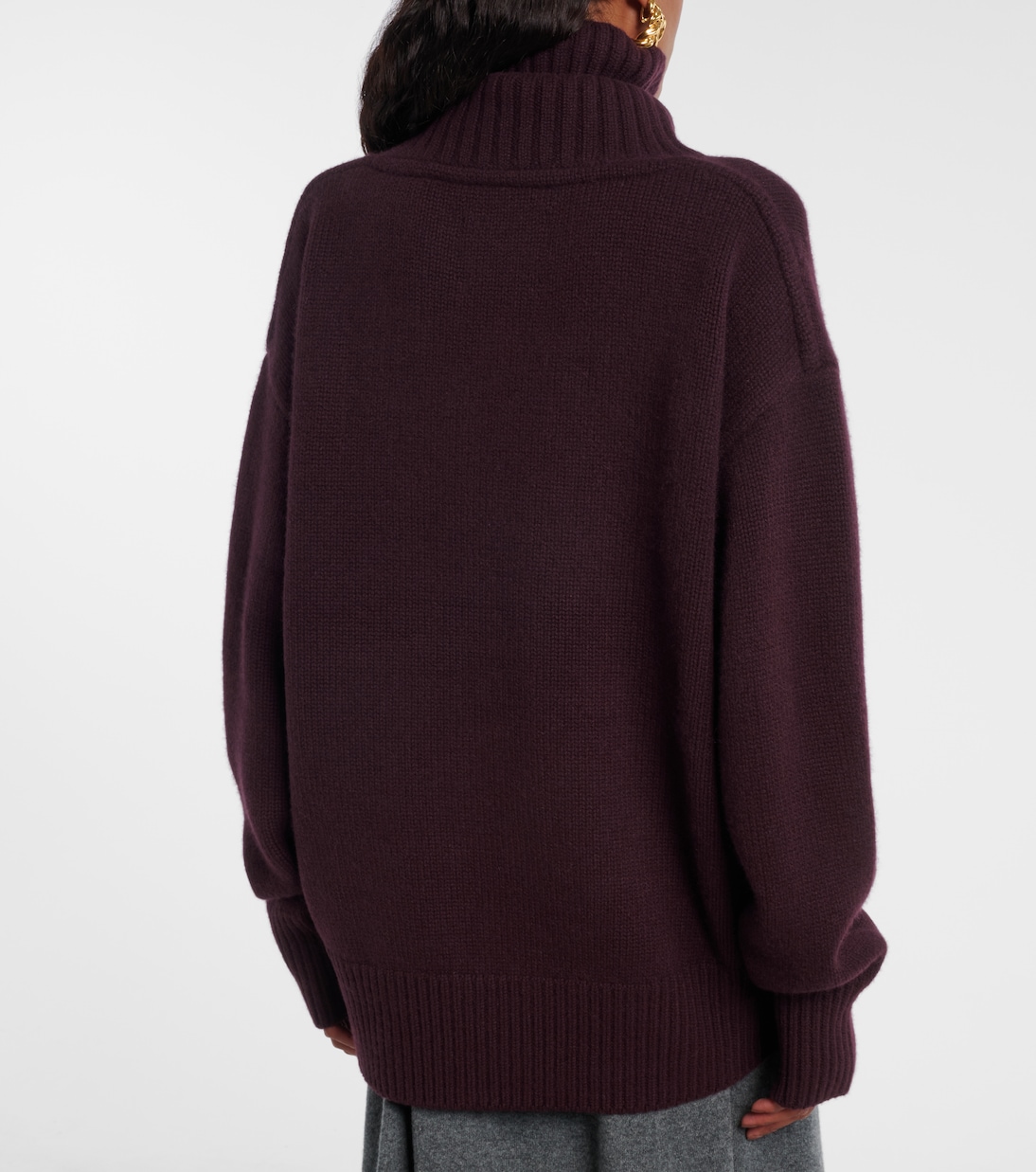 Oversize Xtra cashmere turtleneck sweater | Extreme Cashmere