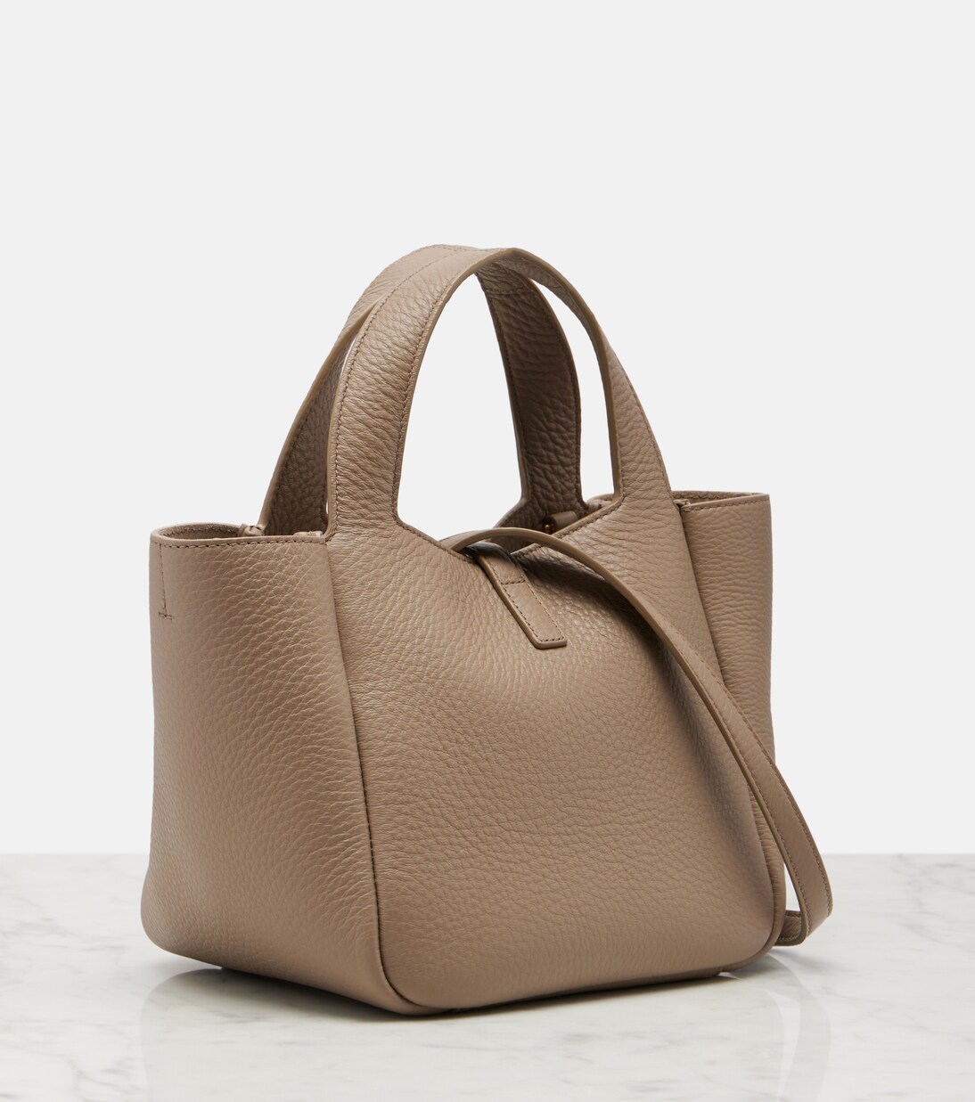 Le 5 à 7 Bea Baby leather tote bag | Saint Laurent