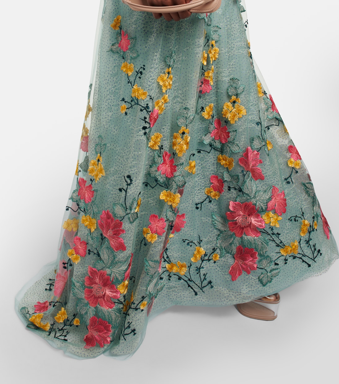 Bestickte Robe Liana aus Spitze | Costarellos