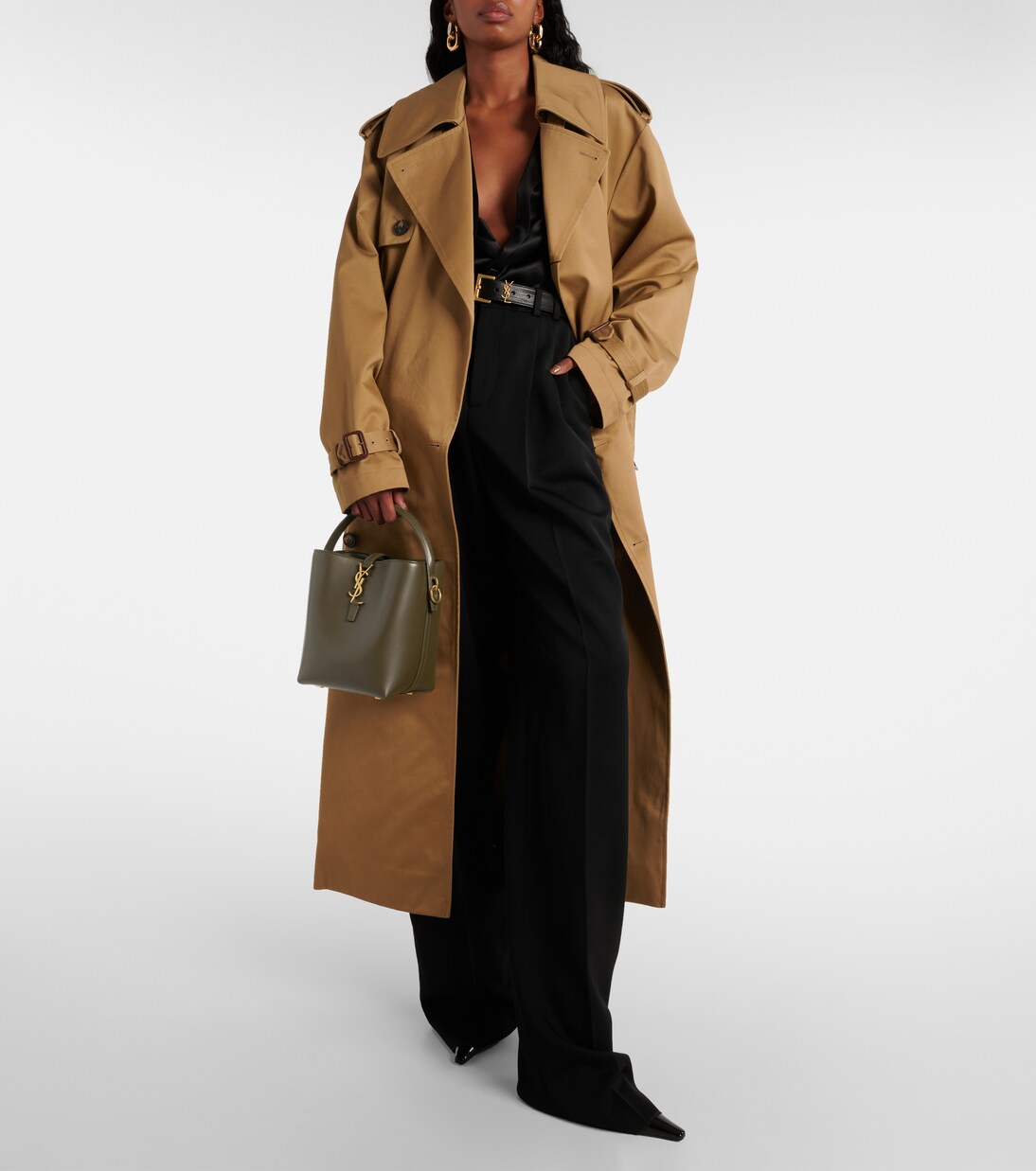 Le 37 leather bucket bag | Saint Laurent