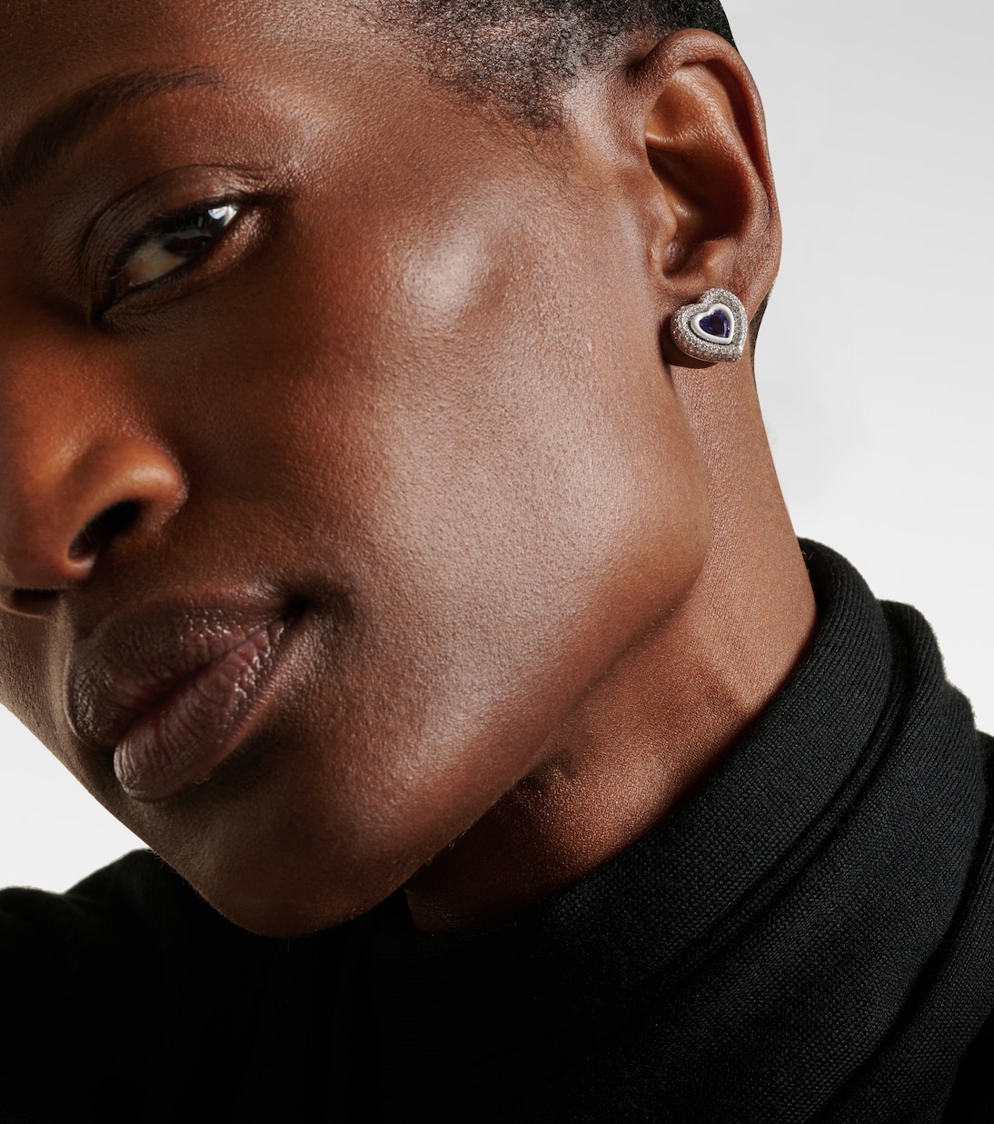 Orecchini Heart in oro bianco 18kt con tanzanite e diamanti | Kamyen