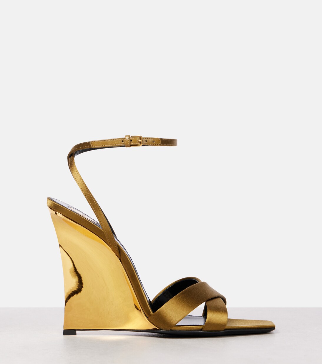 Wedge-Sandalen Lucienne aus Satin | Saint Laurent