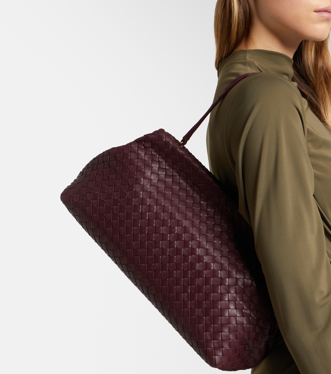 The 1998 Intrecciato leather bowling bag | Bottega Veneta