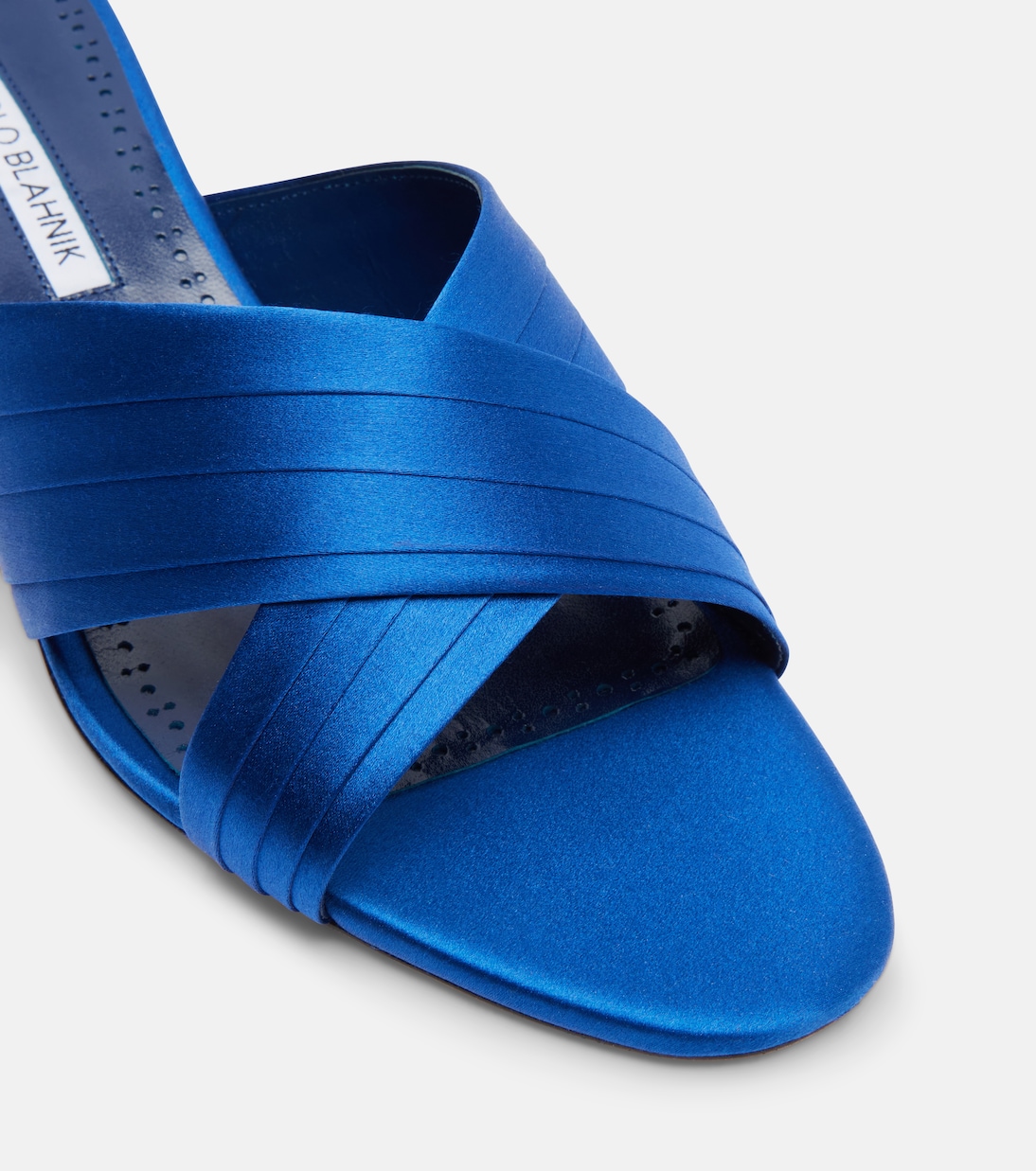 Mules Viera 50 en satin | Manolo Blahnik