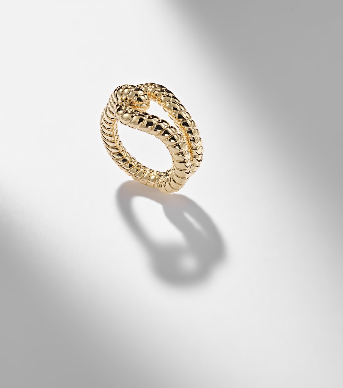 Madison Avenue gold-plated ring | Jennifer Fisher