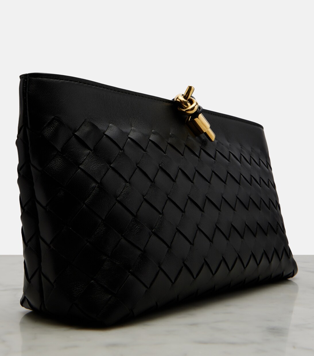 Andiamo Intrecciato Small leather clutch | Bottega Veneta
