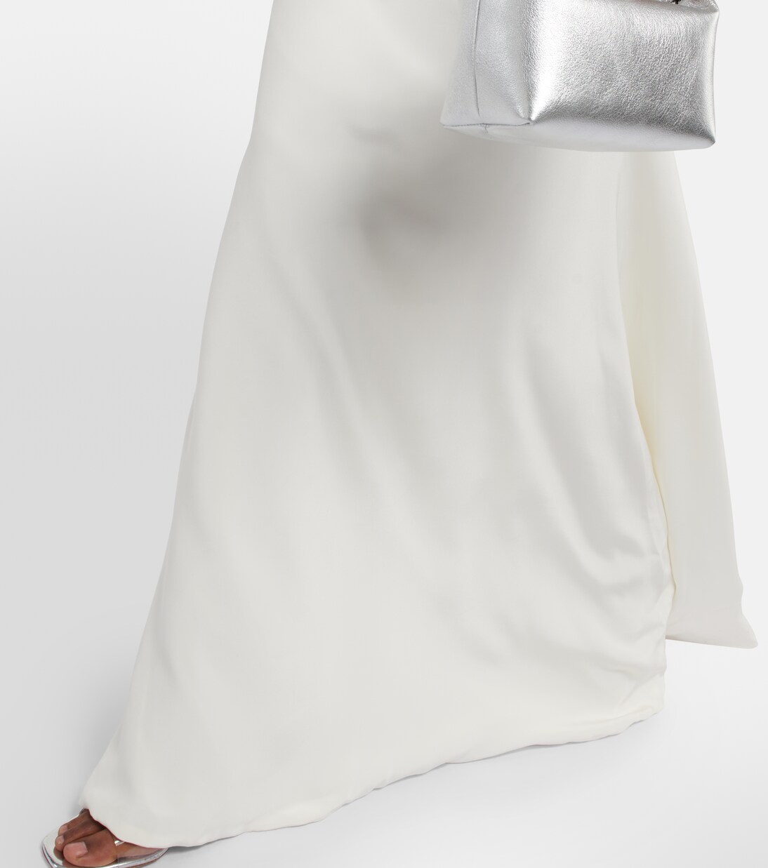 Verzierte Robe aus Seide | Miss Sohee