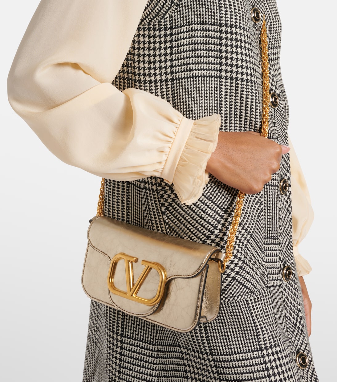 Locò Small metallic leather shoulder bag | Valentino Garavani