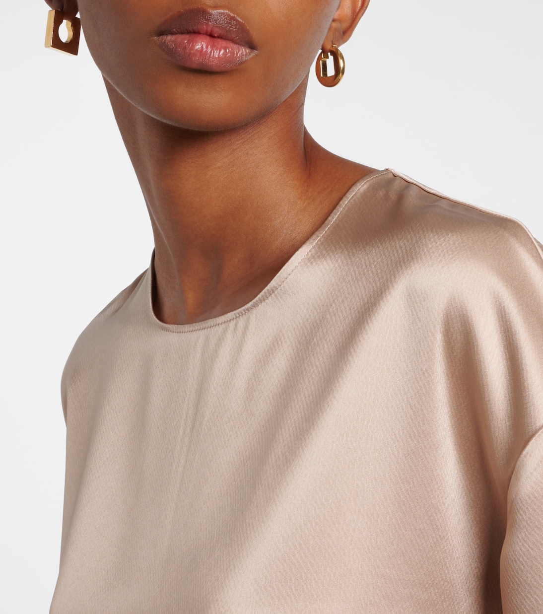 T-Shirt Barb aus Satin | Leset