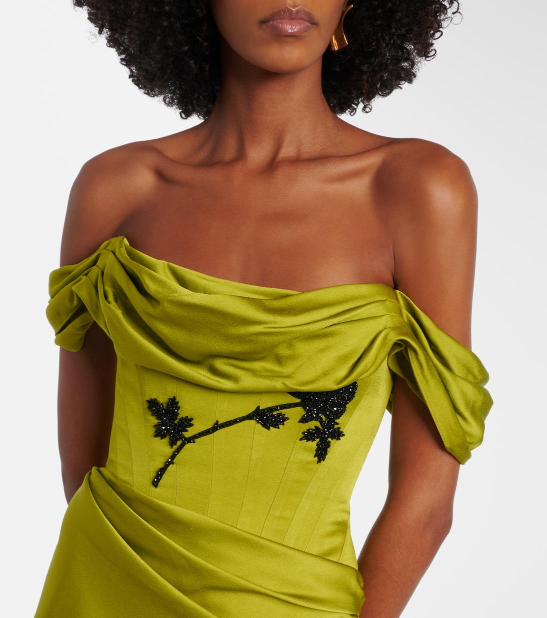 Verzierte Robe Paloma aus Satin | Clio Peppiatt