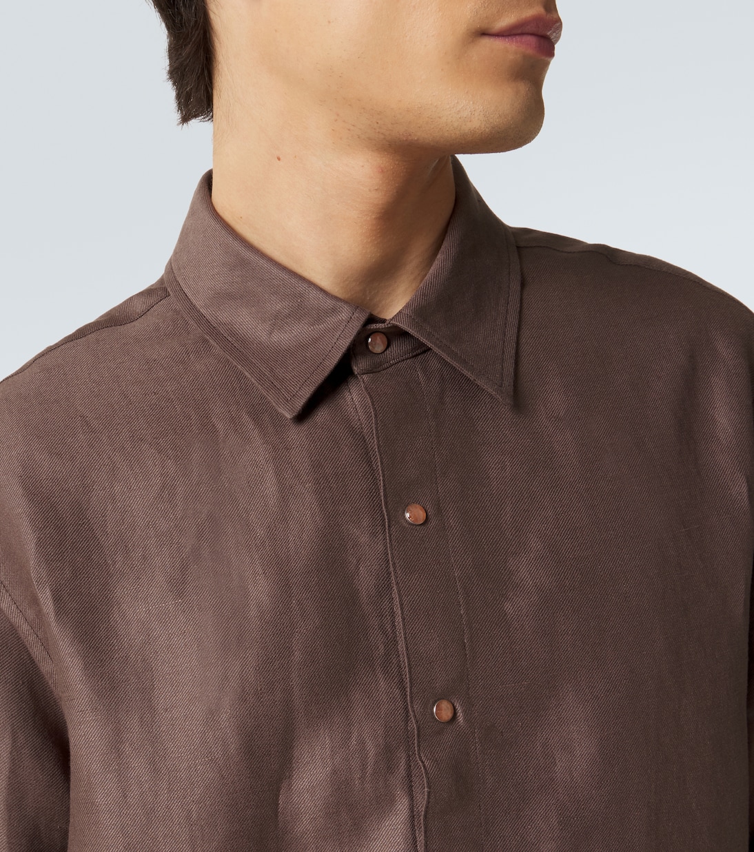 Linen shirt with orange sunstone | God's True Cashmere