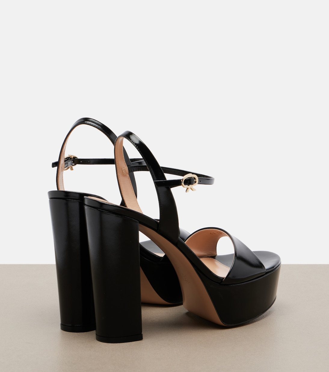 Plateausandalen Marlena aus Leder | Gianvito Rossi