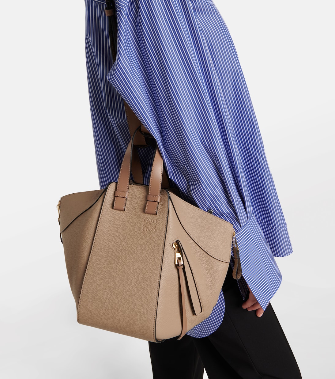 Hammock Small leather shoulder bag | Loewe