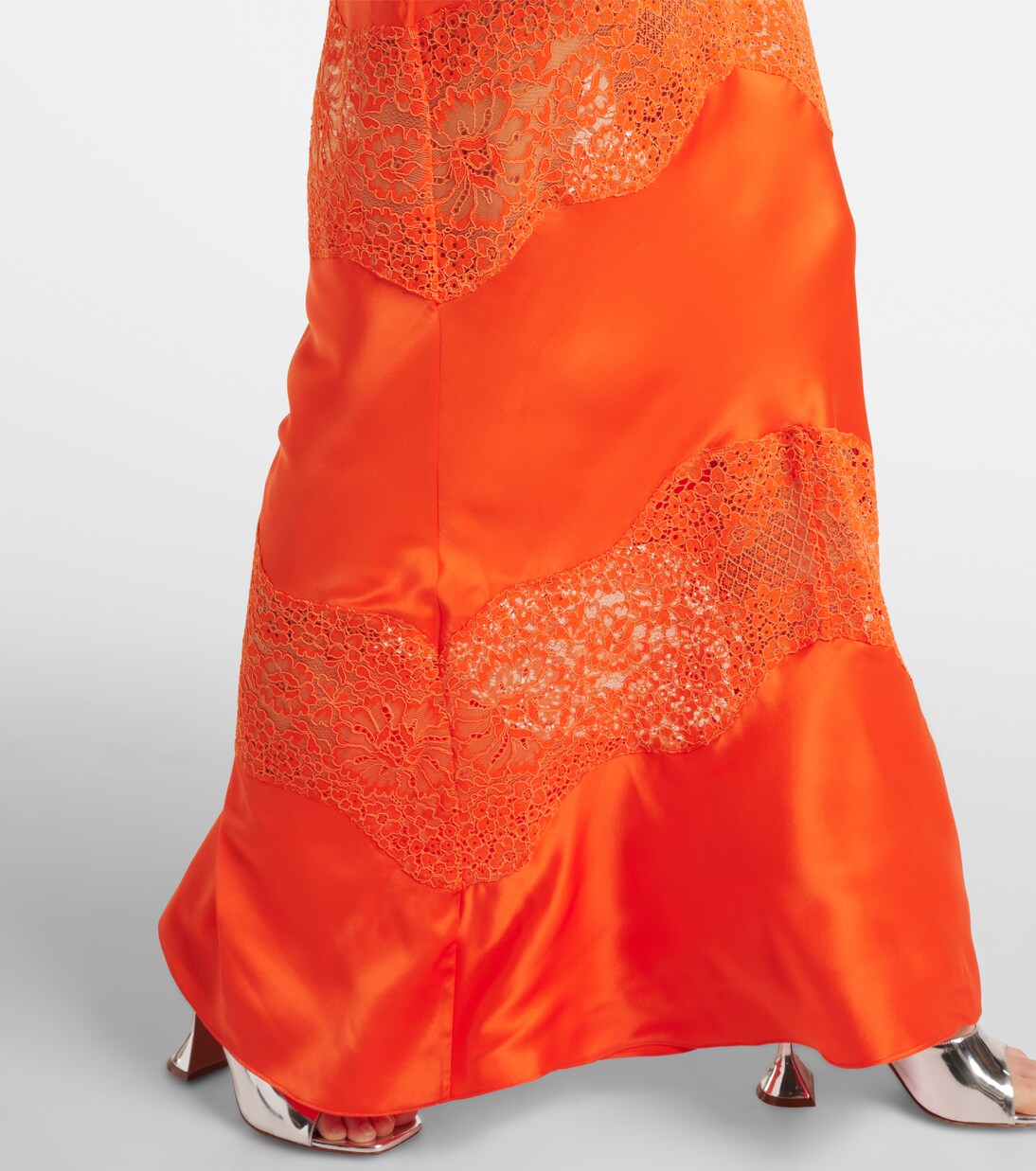 Abito sottoveste Adira in raso di seta con pizzo | Rebecca Vallance