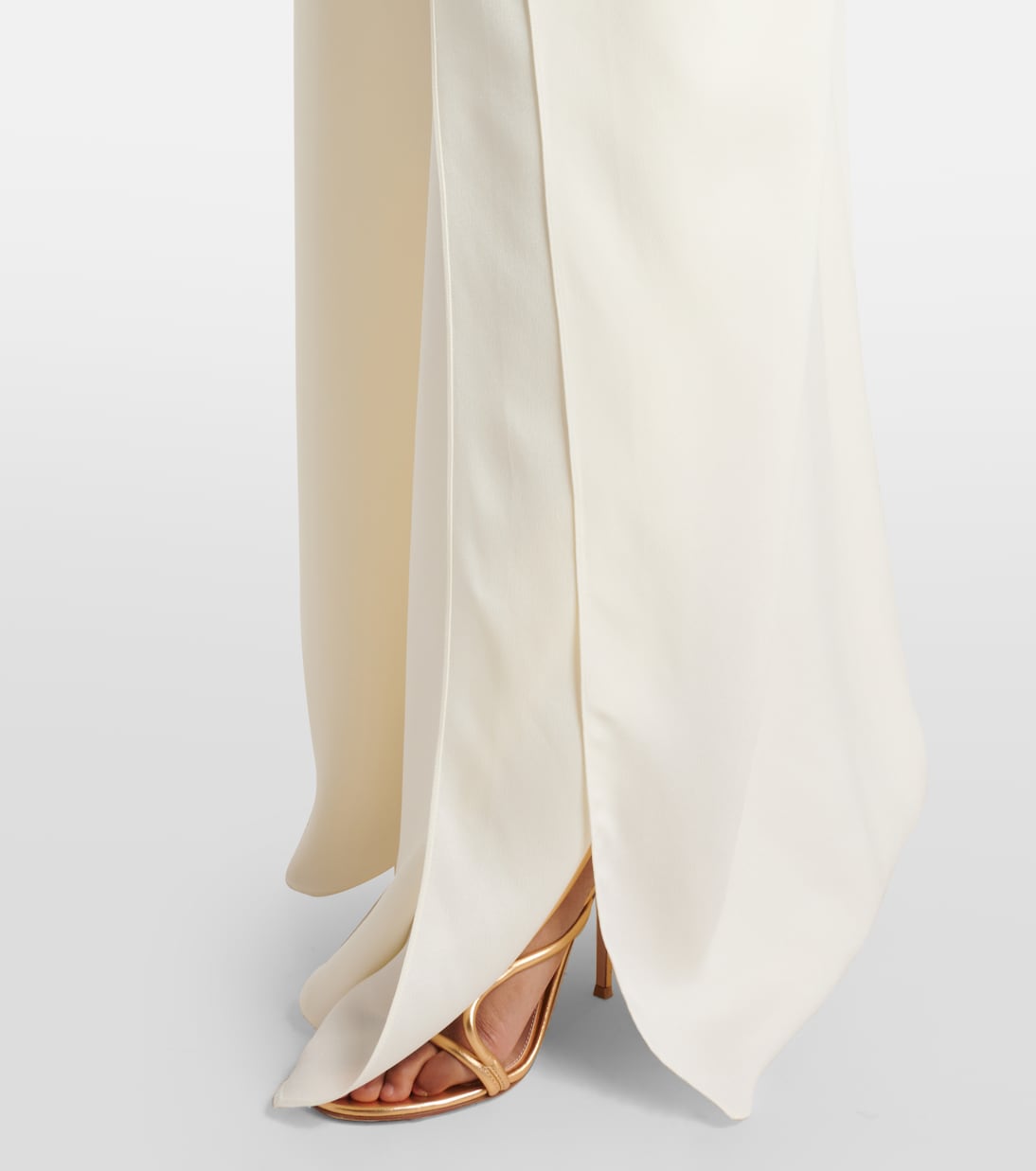 Feather-trimmed off-shoulder gown | Taller Marmo