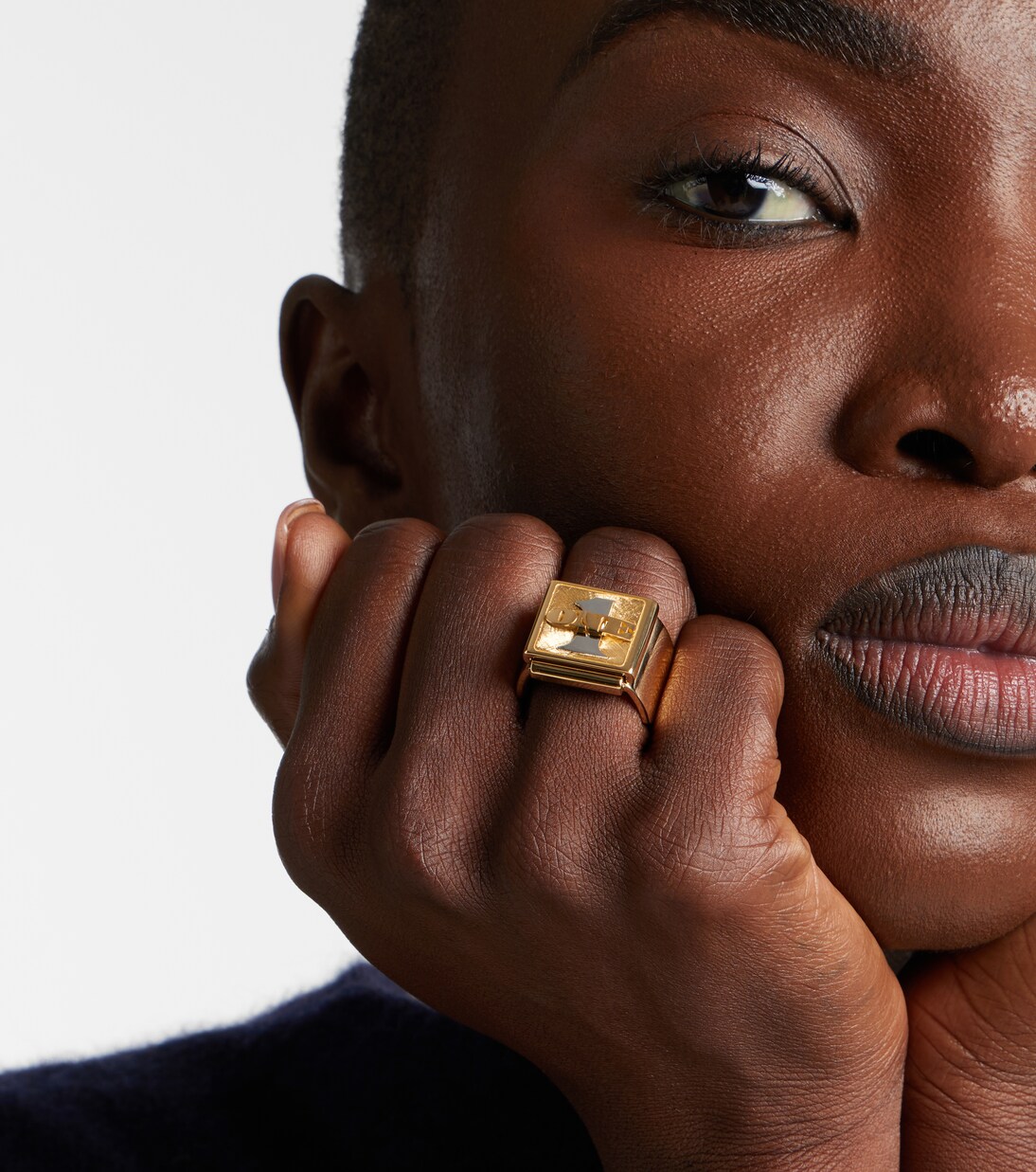 Buck Small 18kt yellow and white gold ring | Marie Lichtenberg