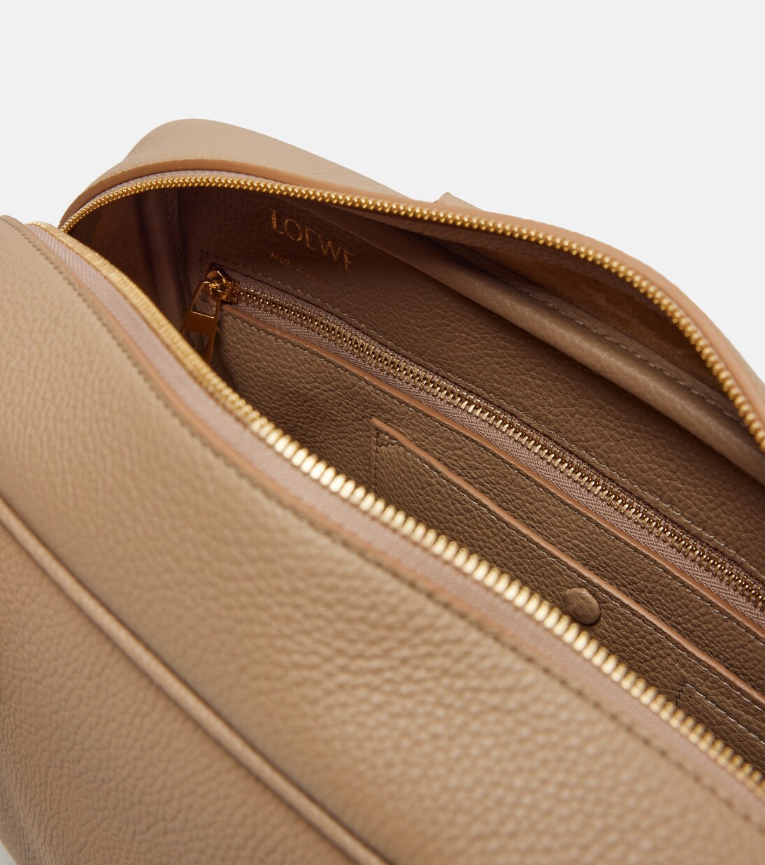 Amazona 28 leather tote bag | Loewe