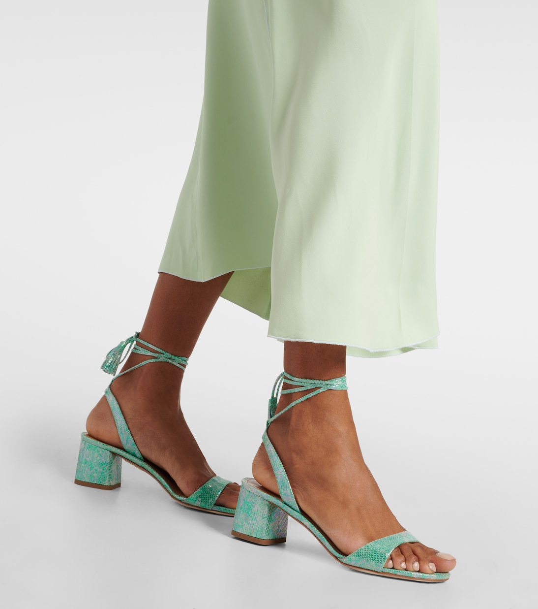 Sandalen Alu 50 aus Metallic-Leder | Aquazzura