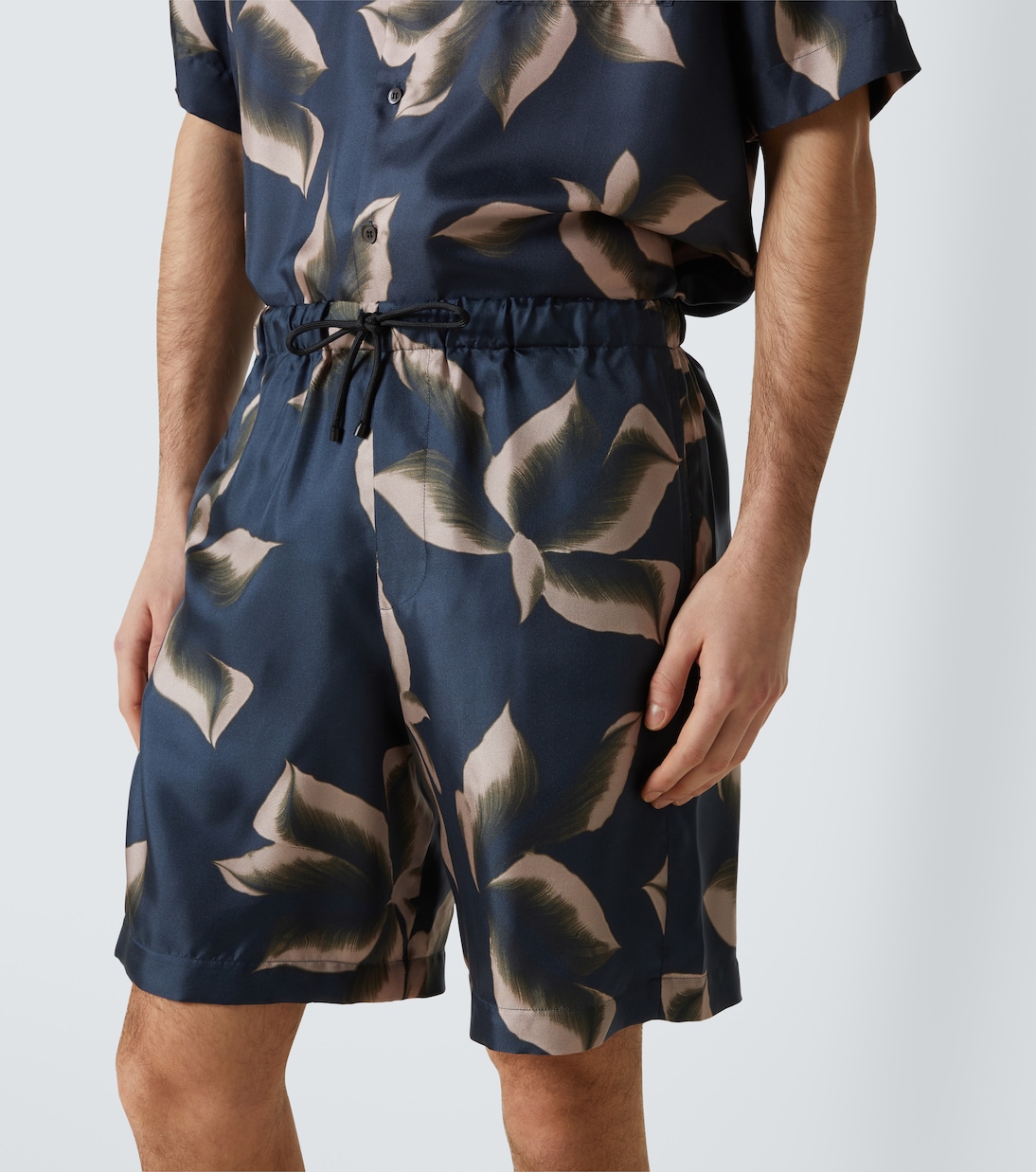 Shorts in seta con stampa | Dries Van Noten