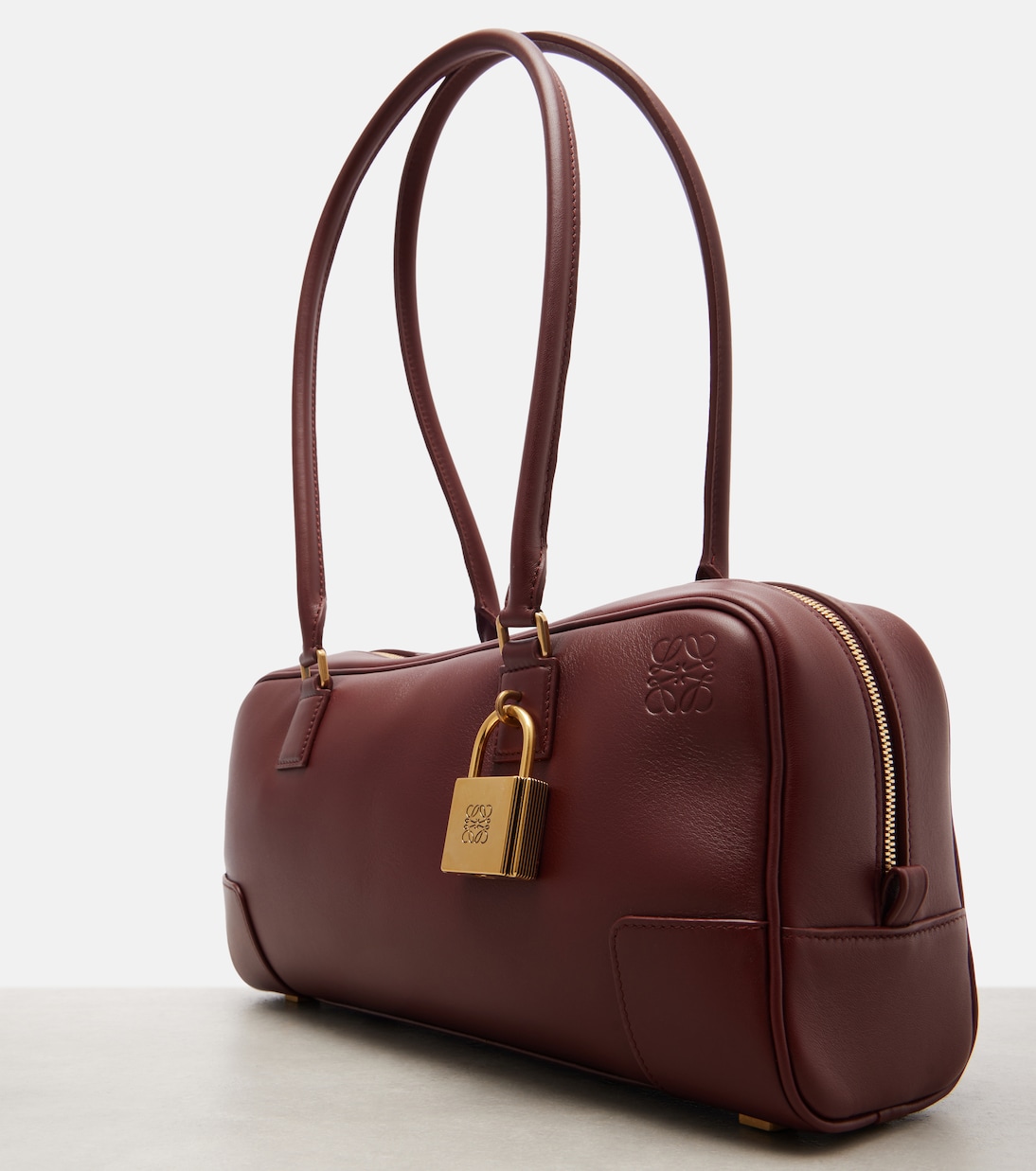 Schultertasche Amazona 31 aus Leder | Loewe