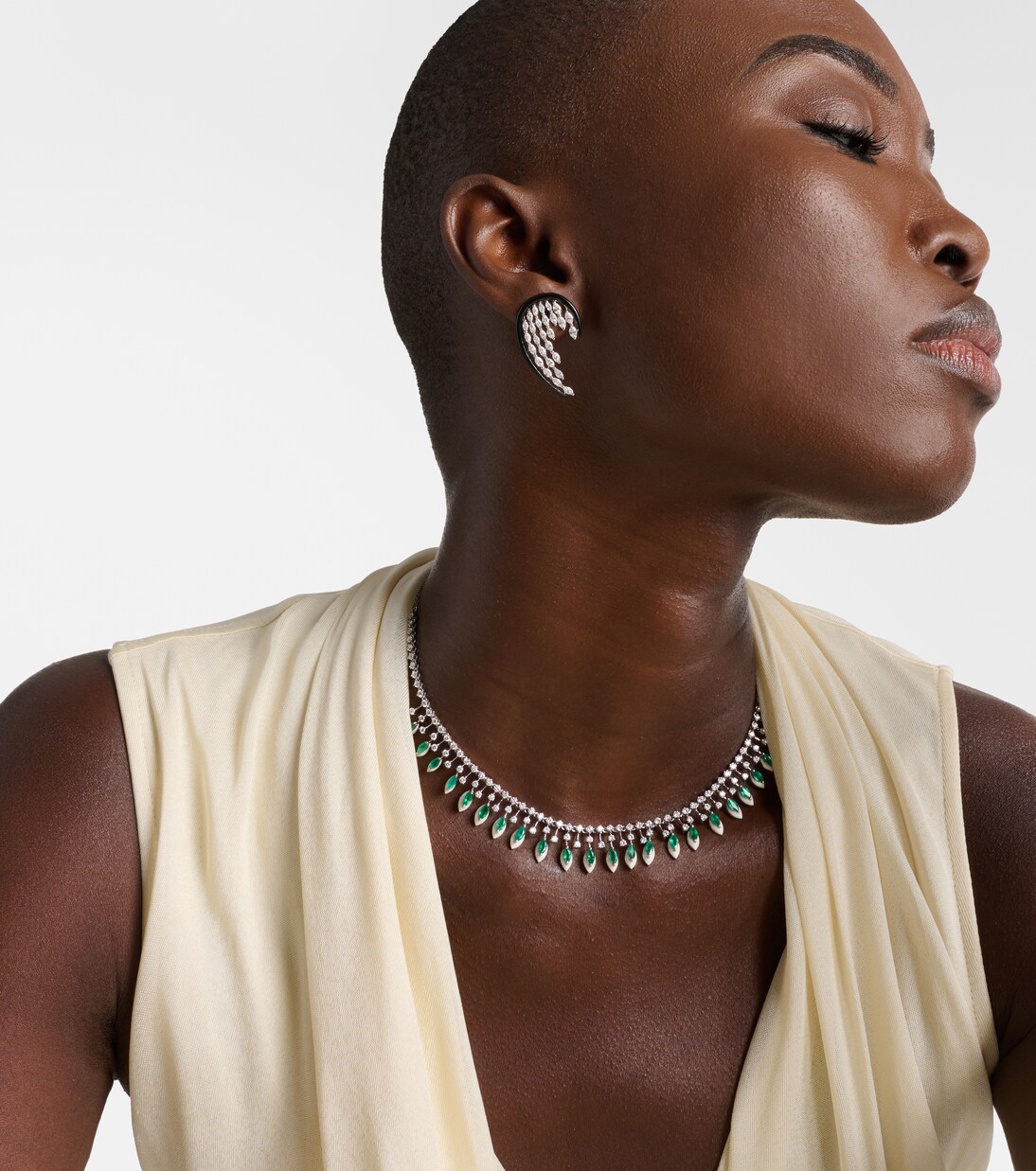 Boucles d'oreilles Angel Wings en or blanc 18 ct, diamants et émail | Kamyen