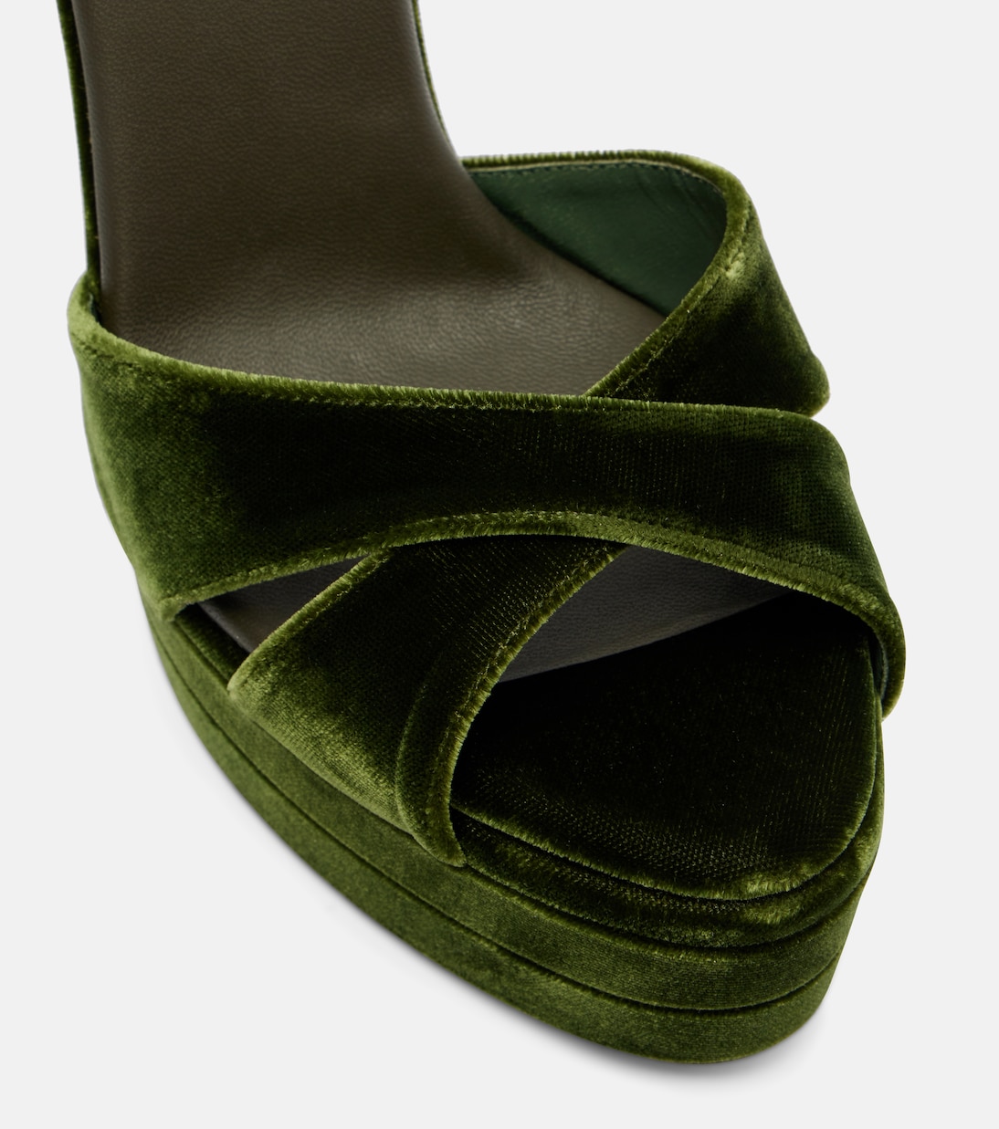 Divine 130 velvet platform sandals | Aquazzura