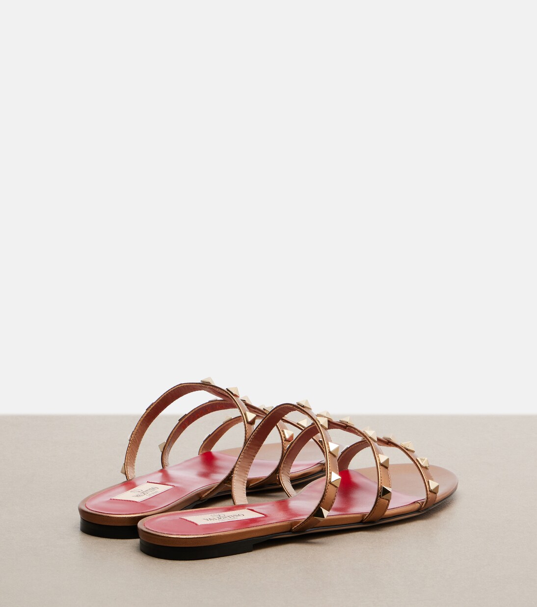 Rockstud金属感皮革凉鞋 | Valentino Garavani