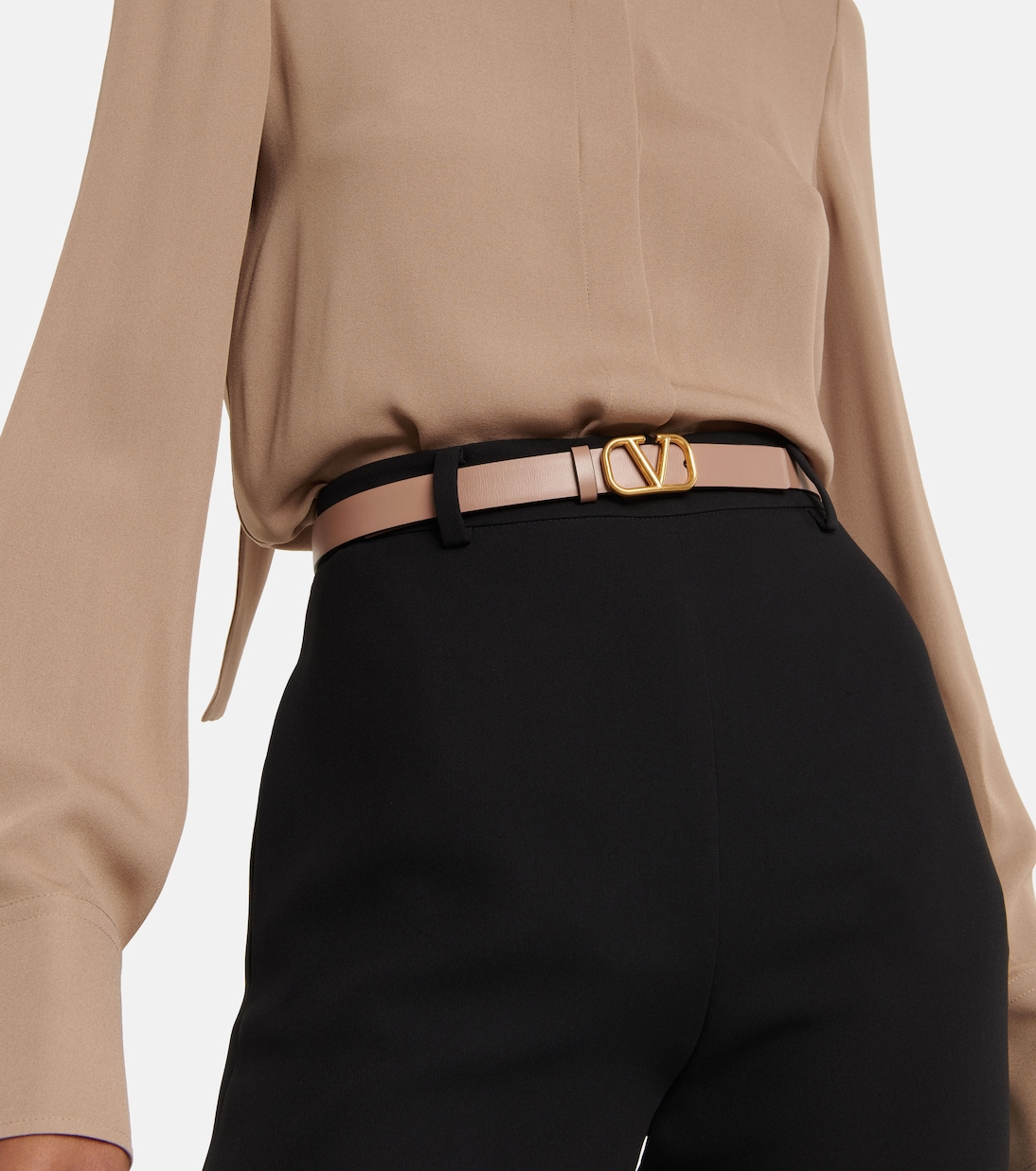 VLogo Signature 20 reversible leather belt | Valentino Garavani