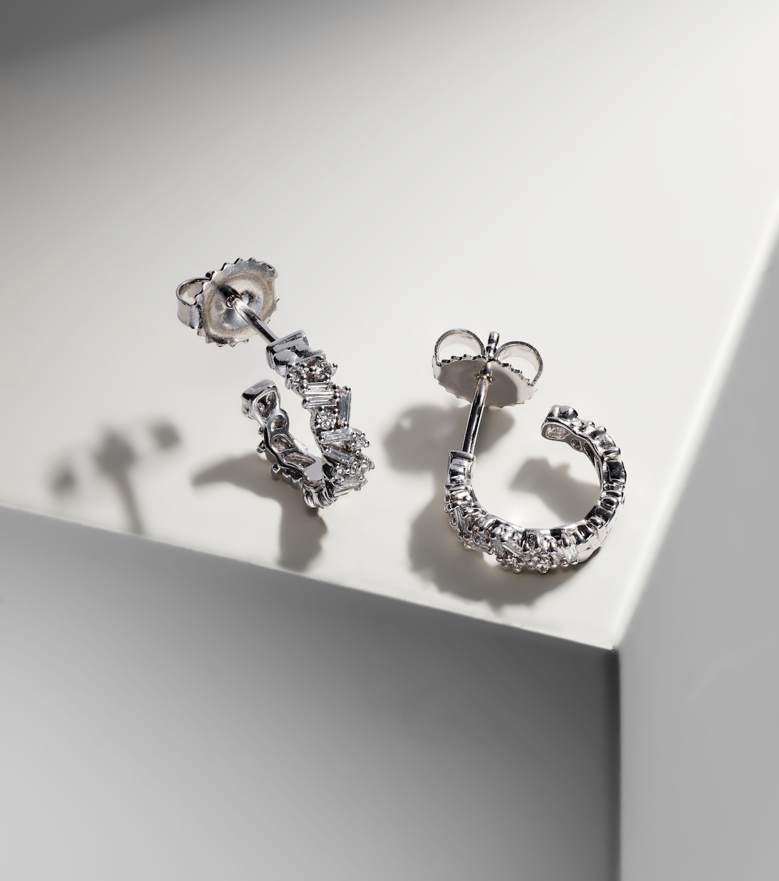 Fireworks 18kt white gold hoop earrings with diamonds | Suzanne Kalan