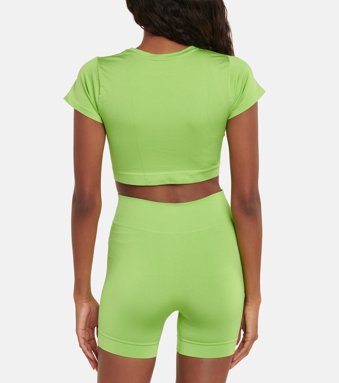 Set aus Cropped-Top Mindful und Shorts Composed | Prism²