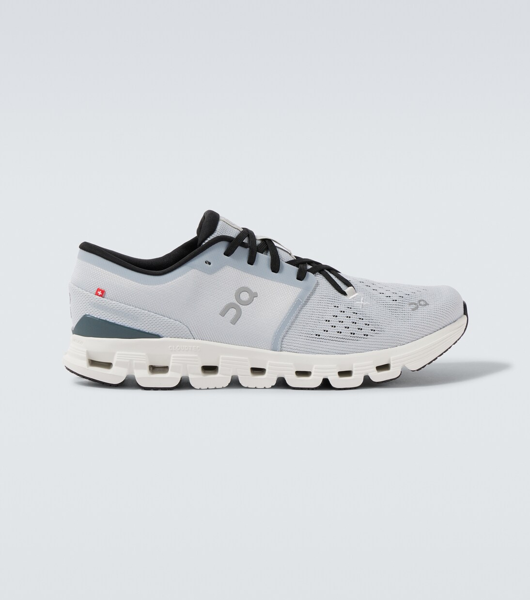 Cloud X 4 running shoes | On