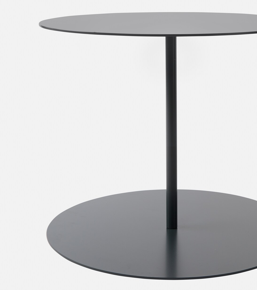 Gong table | Cappellini
