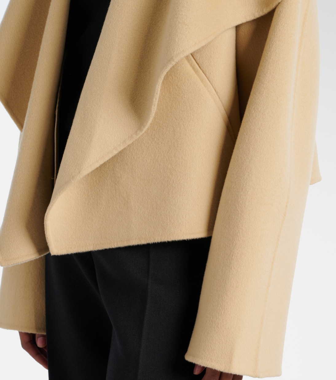 Signature cropped wool doublé jacket | Toteme